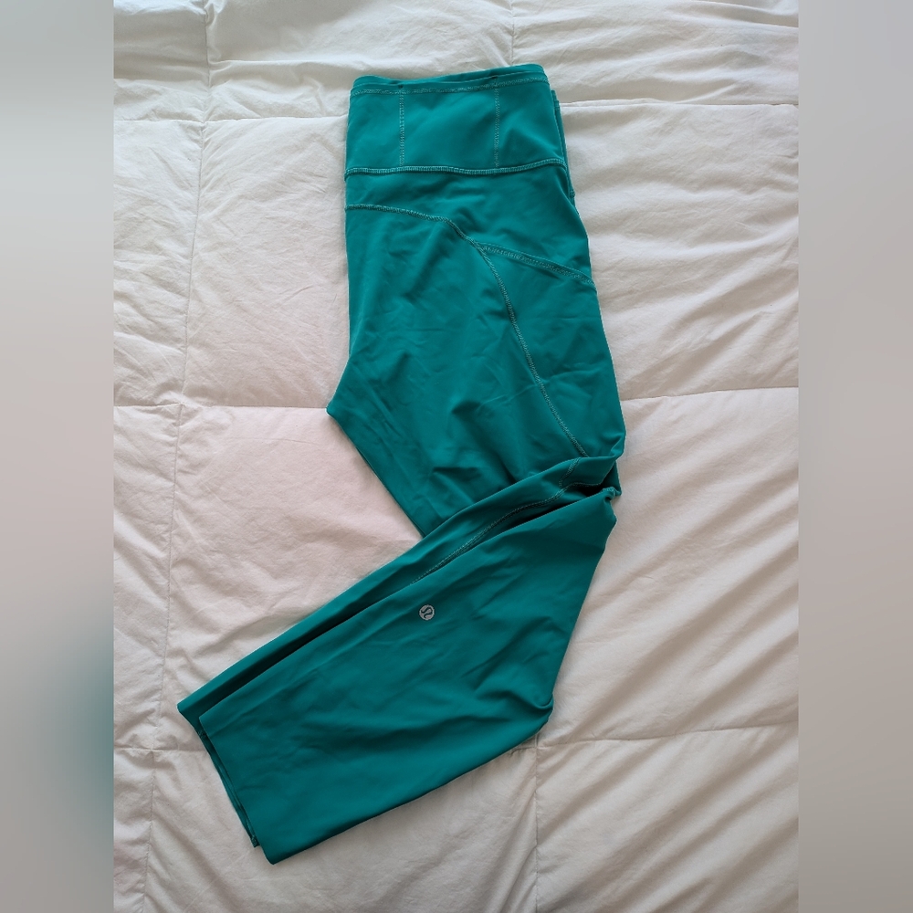Lululemon Athletic Leggings Green 3/4 Length